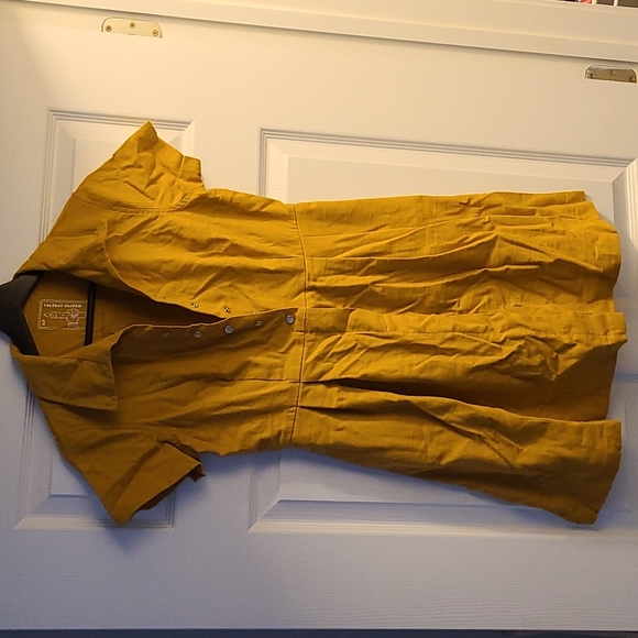 tuesday bassen Dresses & Skirts - Tuesday bassen diner dress mustard yellow extra small